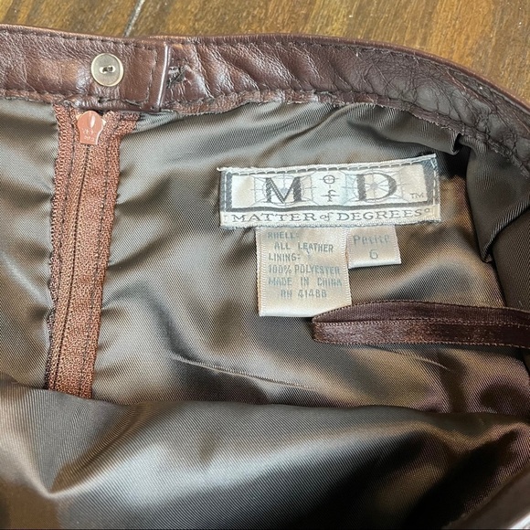 Matters of Degrees 100% Leather Brown Lined Skirt - Picture 6 of 8